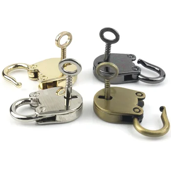 1gb Kaķis Formas Metāla Mini piekaramo atslēgu, Nelielu Bagāžas Kaste Atslēgu Aizslēgt ar Atslēgu Čemodāns, Soma Dekorācijas, Aksesuāri, 4 krāsas pieejams